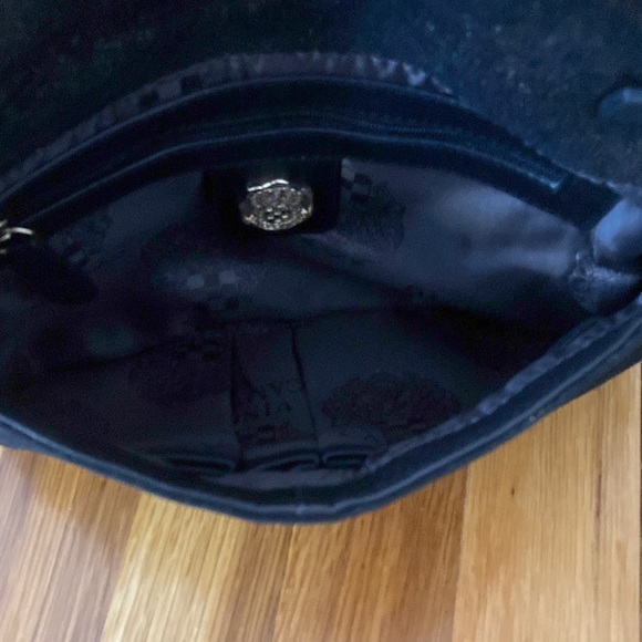 Vince Camuto Women’s Black and Gold Shoulder Bag OS - Picture 5 of 8